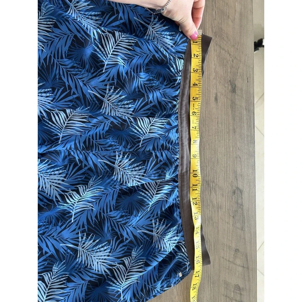 Tommy Bahama Island Zone Swim Shorts Blue Tropical Print Beach Men Size L